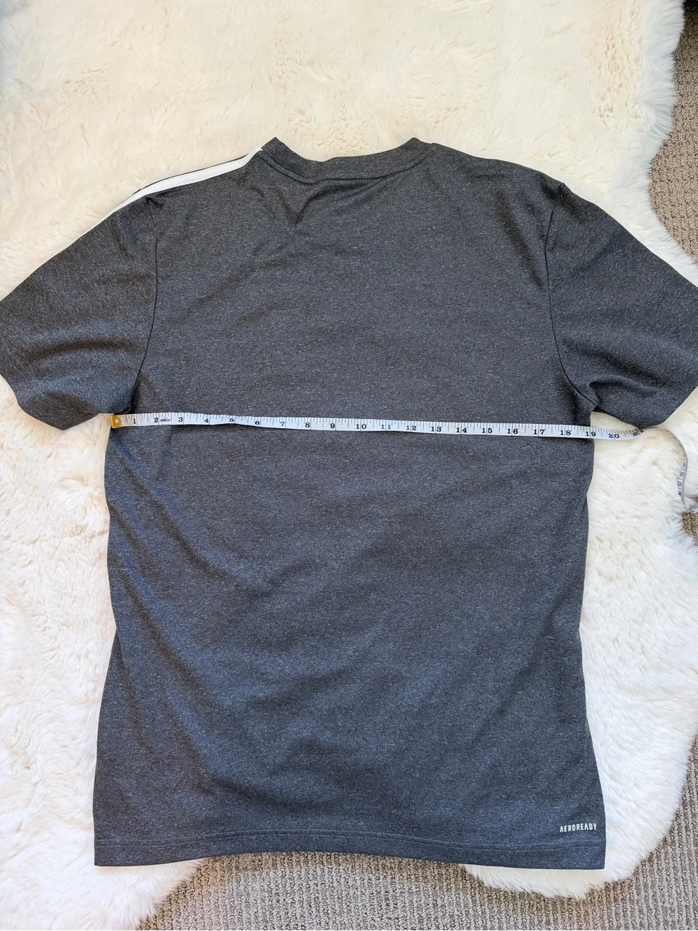adidas Athletic Tee with Signature 3-Stripes M - Dark Grey